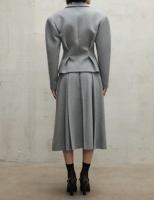 Ensemble blazer et jupe midi