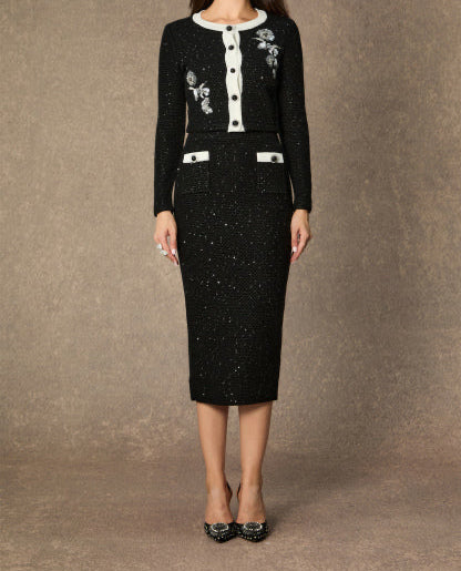 Ensemble de jupe avec broderie florale noire