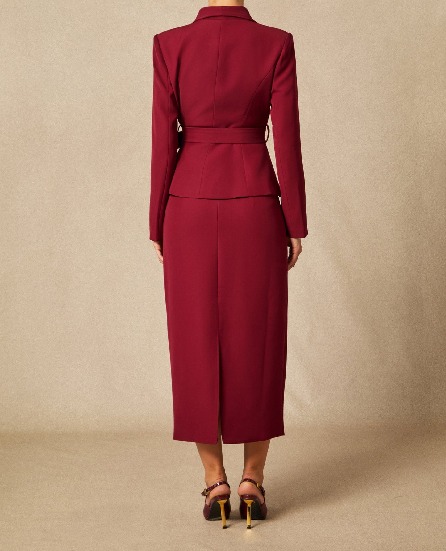 Ensemble blazer à taille nouée et jupe