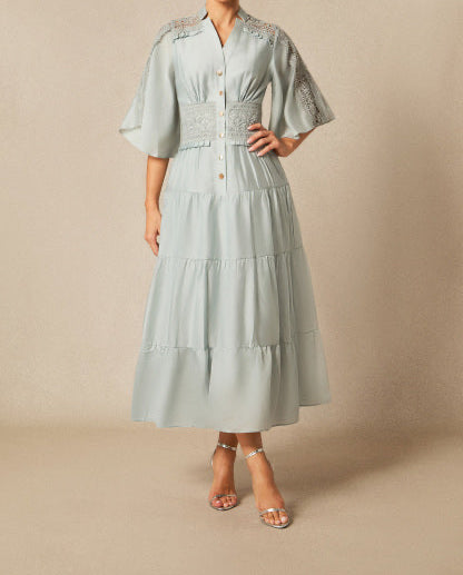 Robe longue à col en V