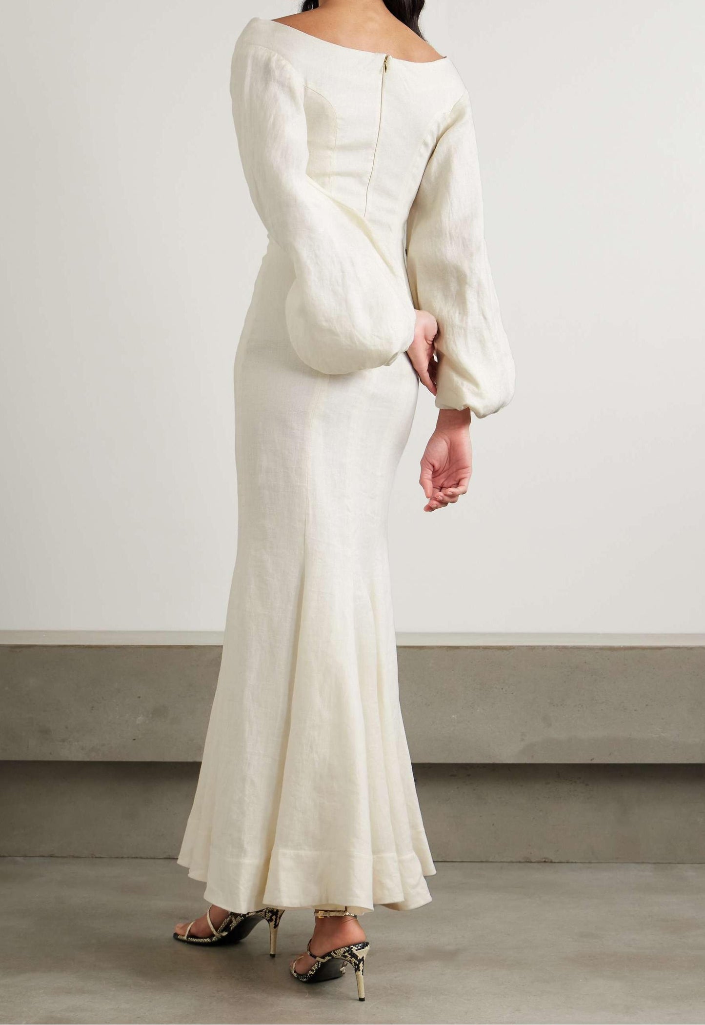 Robe longue appliqués floraux